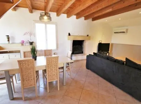 Chez Lily Дом отдыха Домм